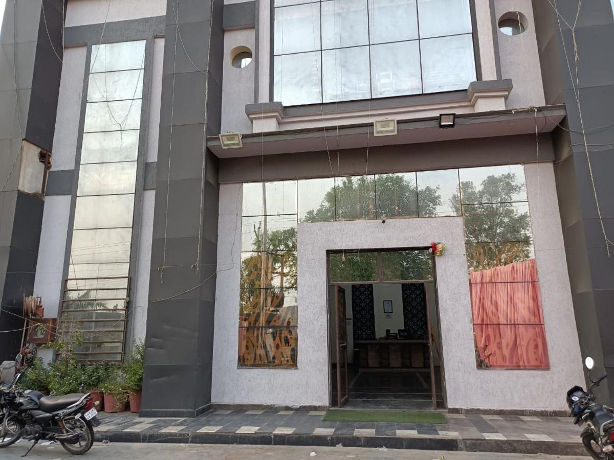 Hotel Prakash Regency Hapur Exterior foto